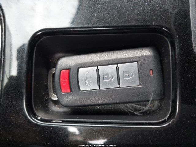 2019 MITSUBISHI OUTLANDER JA4AD3A32KZ007883 Photo 10