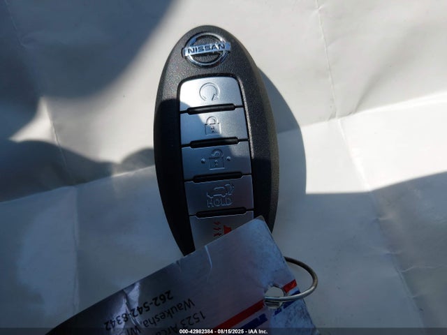 5N1AT2MV6HC786700 Nissan 2017