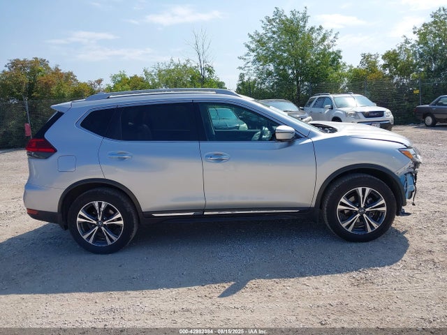 5N1AT2MV6HC786700 Nissan 2017