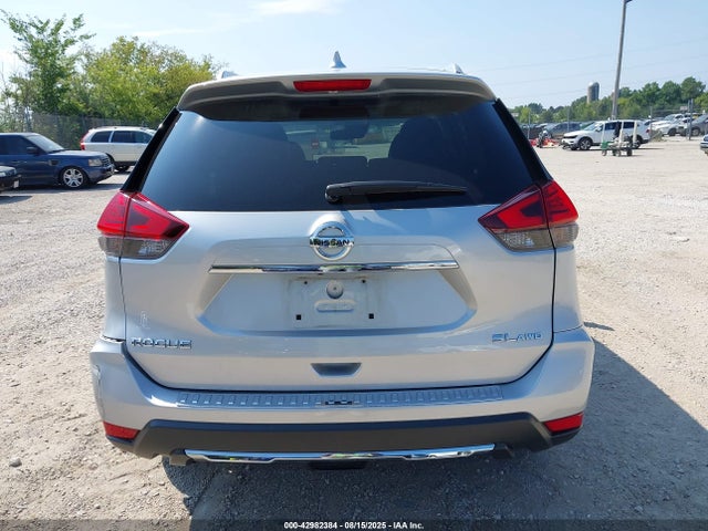 5N1AT2MV6HC786700 Nissan 2017