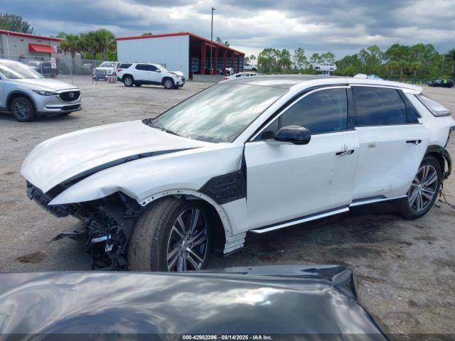 2025 CADILLAC LYRIQ 1GYKPNRK0SZ302547 Photo 1