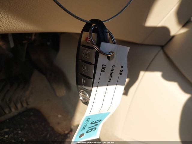 Nissan Rogue 2015 KNMAT2MTXFP589179 Image 11