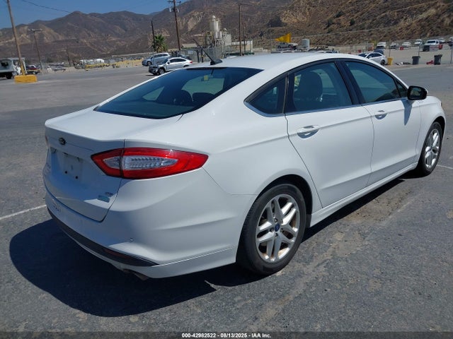 Ford 2015 2015 3FA6P0HD0FR309351 Image 4
