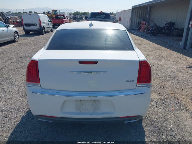 Chrysler 2015 2015 2C3CCAAG5FH931477 Image 16