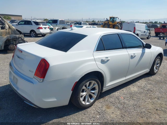 Chrysler 2015 2015 2C3CCAAG5FH931477 Image 4