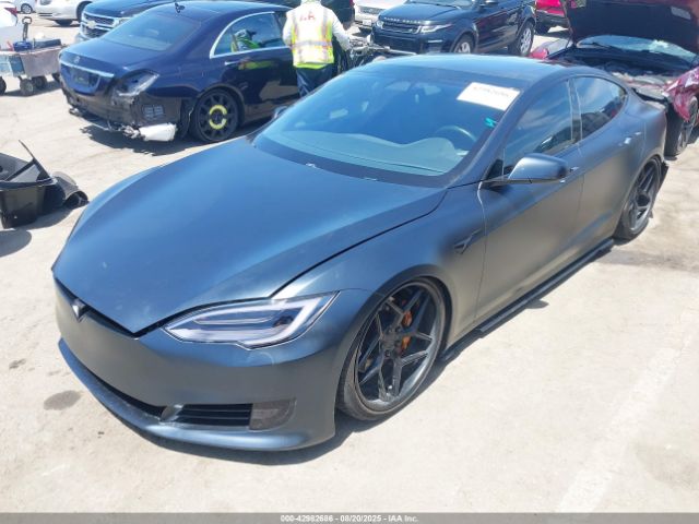 2017 TESLA MODEL S 5YJSA1E29HF186379 Photo 1