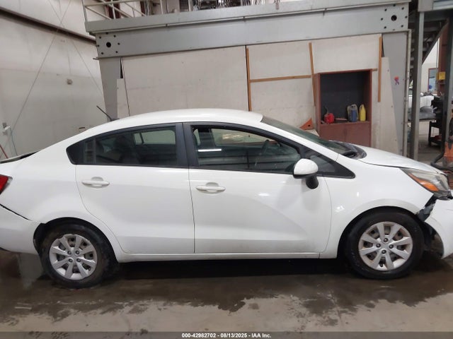 KIA dohc gamma 2015 KNADM4A39F6436435 Image 13