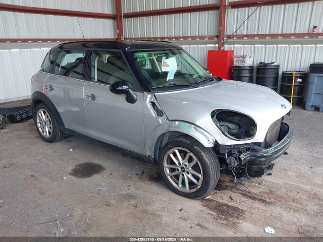 2015 MINI COUNTRYMAN WMWZC3C5XFWT03944 Photo 0