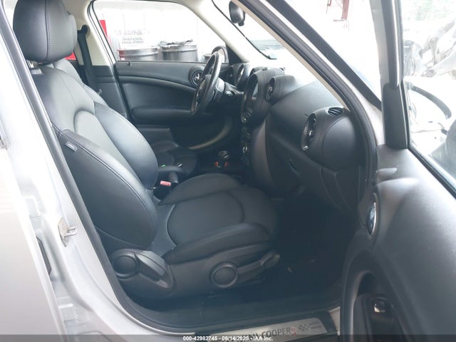 2015 MINI COUNTRYMAN WMWZC3C5XFWT03944 Photo 4