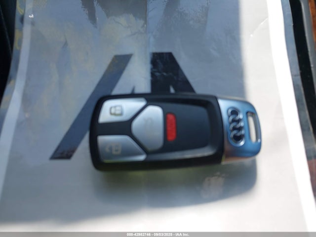 2017 AUDI A4 WAUGMAF4XHN045915 Photo 10