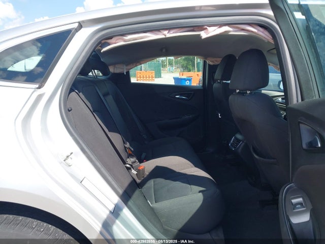 Chevrolet MALIBU LT 2018 1G1ZD5ST5JF194919 Image 8