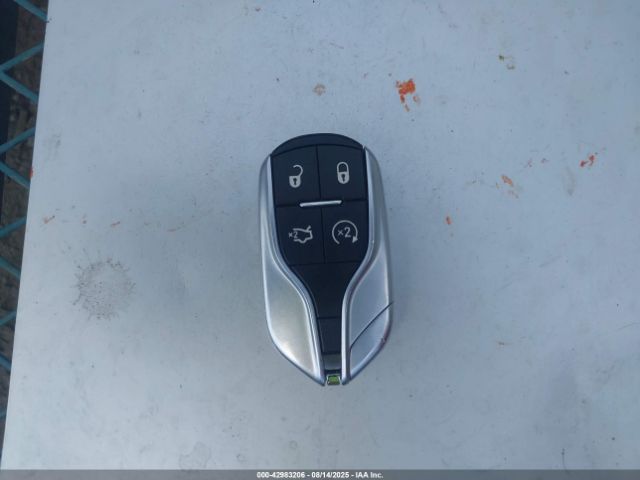 2018 MASERATI LEVANTE ZN661XULXJX305890 Photo 10