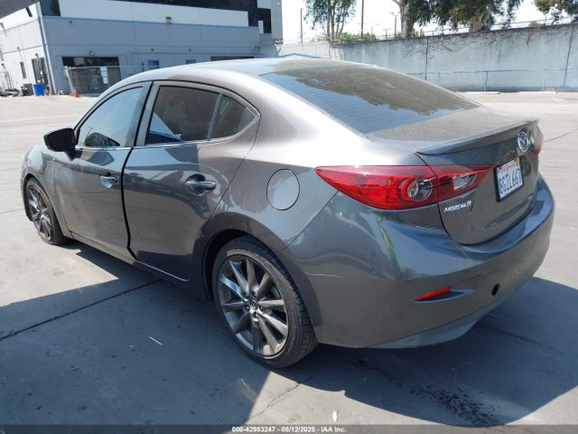 3MZBN1V36JM262619 Mazda py