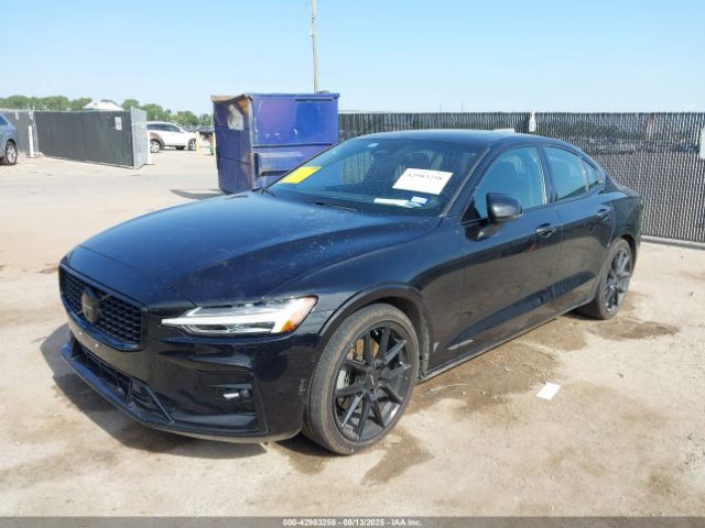 2023 VOLVO S60 7JRL12TT9PG224852 Photo 1