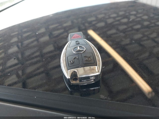 2012 Mercedes-benz C 250 მანქანა იყიდება აუქციონზე, vin: WDDGF4HBXCR196608, აუქციონის ნომერი: 42983312