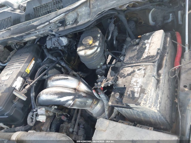 3C6UR5CL6GG260393 RAM 2500
