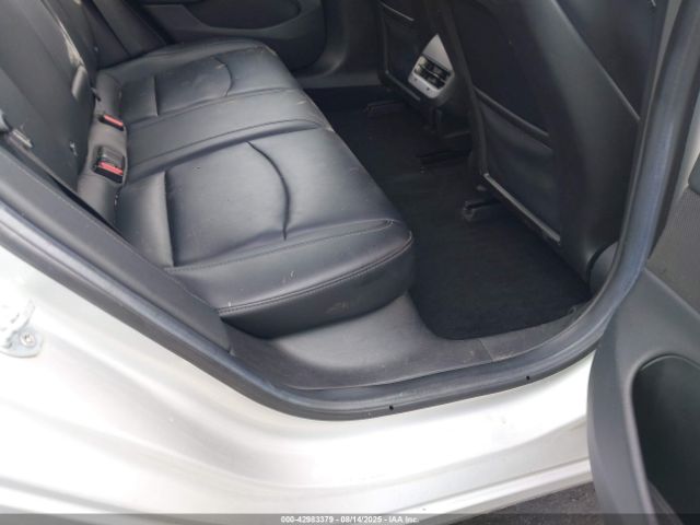 2017 TESLA MODEL 3 5YJ3E1EA9HF000694 Photo 7