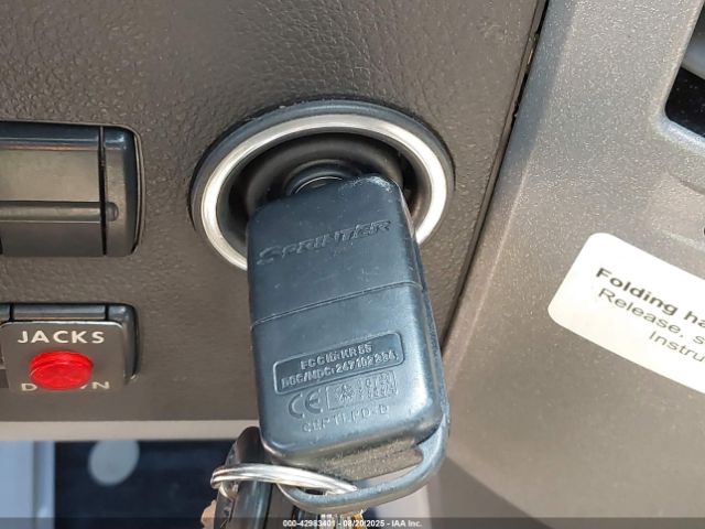 2016 MERCEDES-BENZ SPRINTER 3500 WDAPF4CC7G9675220 Photo 10