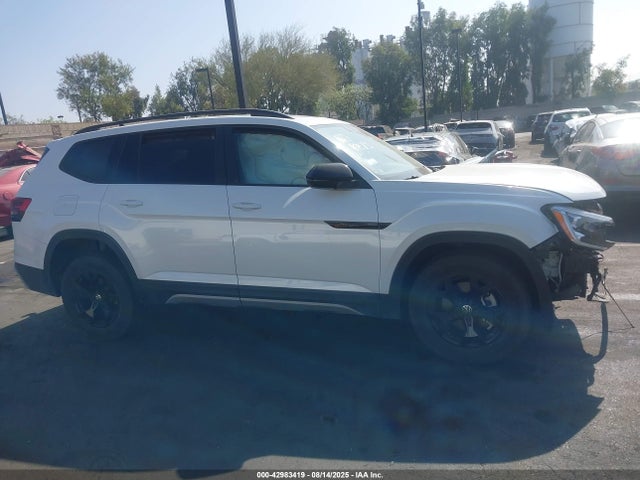 1V2GR2CA3RC560710 Volkswagen tsi
