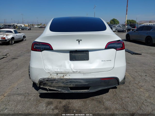 5YJYGDEE0MF303779 Tesla Model Y
