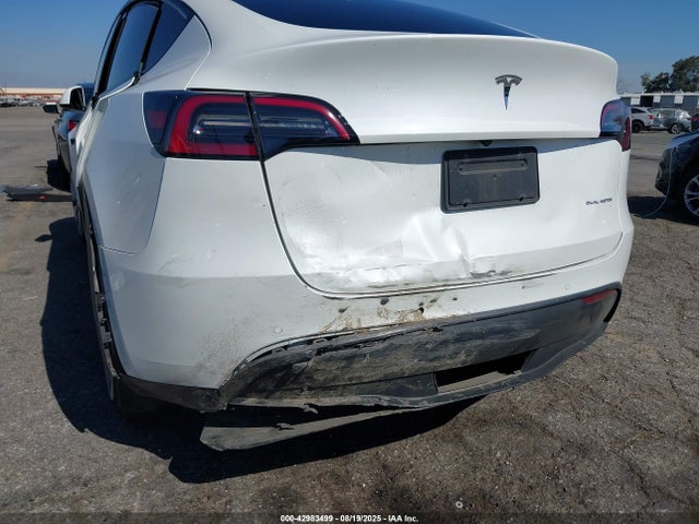 5YJYGDEE0MF303779 Tesla Model Y