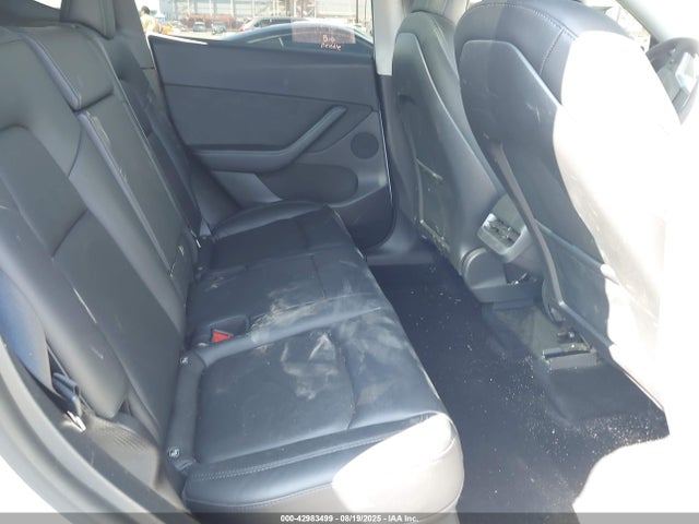 2021 TESLA MODEL Y 5YJYGDEE0MF303779 Photo 7