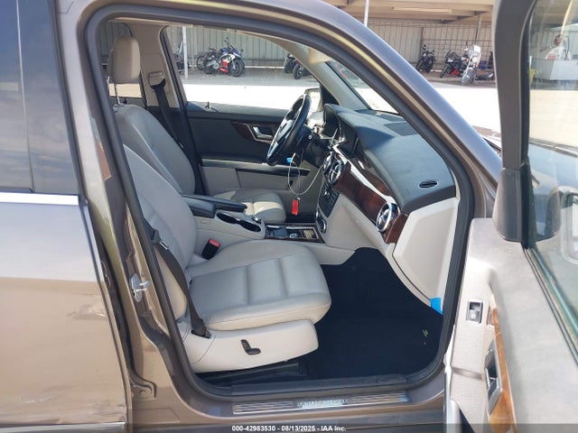 WDCGG5HB1FG388394 Mercedes-Benz Glk-Class