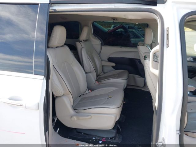 2018 CHRYSLER PACIFICA HYBRID 2C4RC1N75JR183459 Photo 7
