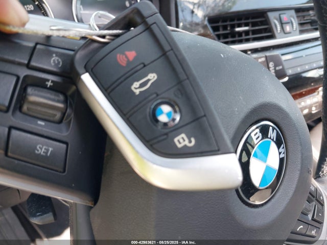 WBXJG9C09L5R73288 BMW X1