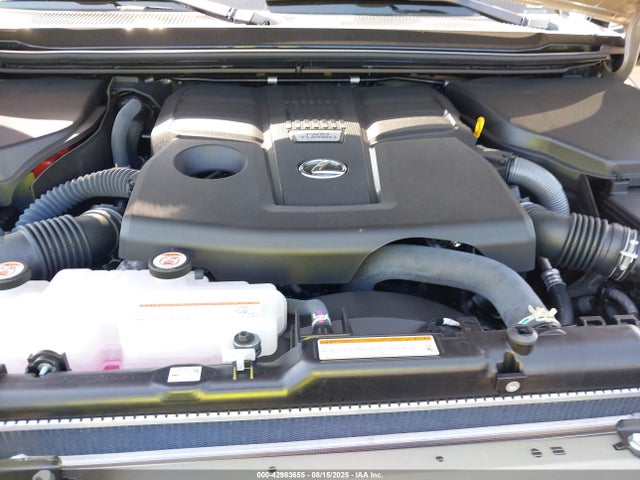 Lexus v35a-fts 2025 JTJTBCDX9S5048891 Image 10