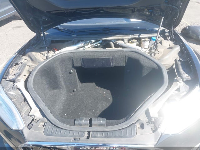 2014 TESLA MODEL S 5YJSA1H10EFP48975 Photo 9
