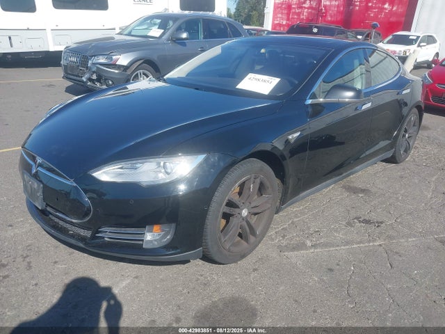 2014 TESLA MODEL S 5YJSA1H10EFP48975 Photo 1