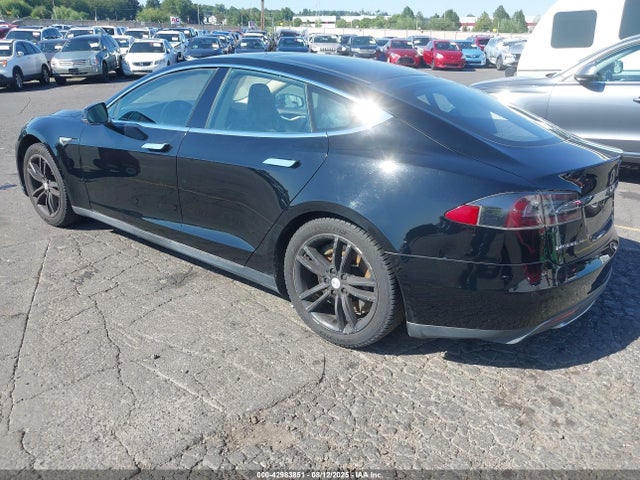 2014 TESLA MODEL S 5YJSA1H10EFP48975 Photo 2