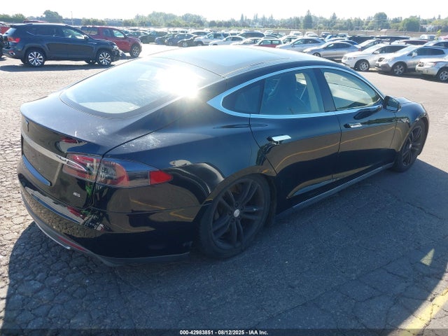 2014 TESLA MODEL S 5YJSA1H10EFP48975 Photo 3