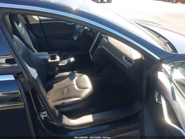 2014 TESLA MODEL S 5YJSA1H10EFP48975 Photo 4