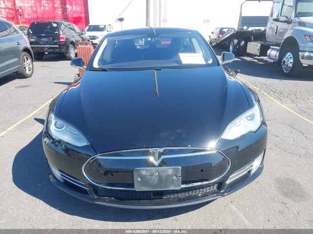 2014 TESLA MODEL S 5YJSA1H10EFP48975 Photo 5