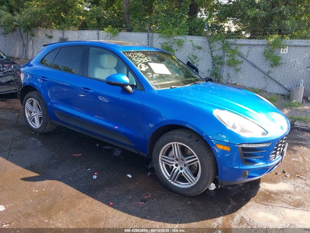 2016 PORSCHE MACAN WP1AB2A55GLB55266 Photo 0