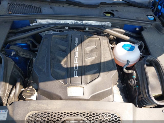 2016 PORSCHE MACAN WP1AB2A55GLB55266 Photo 9