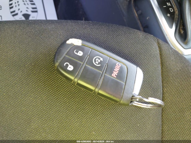 Aukcja sprzedaży 2018 Jeep Renegade Latitude 4x4, vin: ZACCJBBB9JPH98885, numer aukcji: 42983892