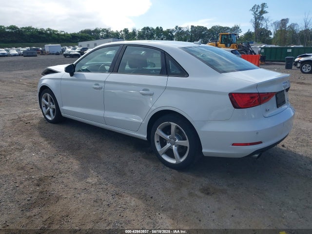 2016 AUDI A3 WAUB8GFF8G1039054 Photo 2