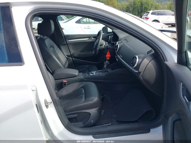 2016 AUDI A3 WAUB8GFF8G1039054 Photo 4
