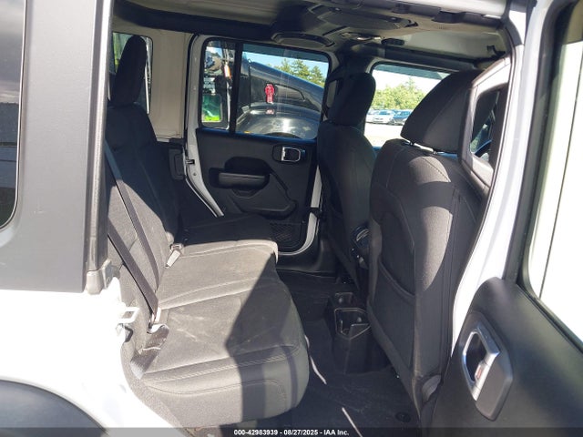 1C4HJXDN2JW252863 Jeep Wrangler
