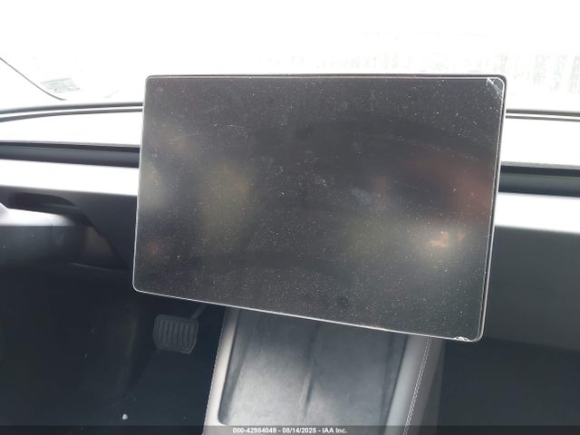 2025 TESLA MODEL 3 5YJ3E1EB8SF021410 Photo 6