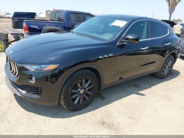 2018 MASERATI LEVANTE ZN661XUA1JX293661 Photo 1