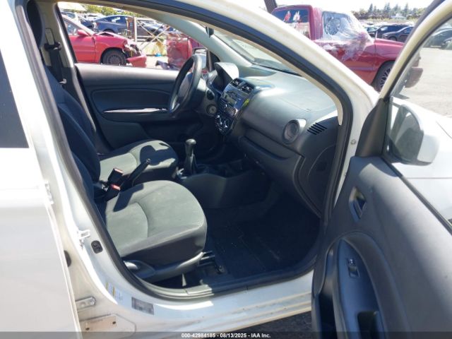 2017 MITSUBISHI MIRAGE G4 ML32F3FJ3HHF14226 Photo 4