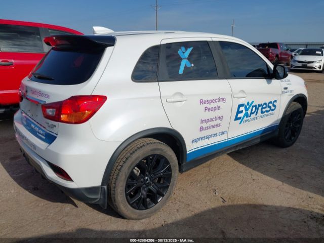 2018 MITSUBISHI OUTLANDER SPORT JA4AP3AU2JZ031261 Photo 3