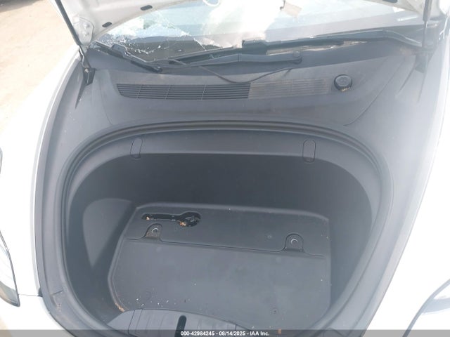 2019 TESLA MODEL 3 5YJ3E1EB9KF493390 Photo 9