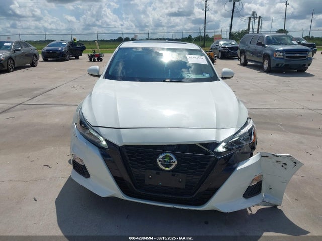 Nissan 2021 2021 1N4BL4DV4MN310972 Image 12