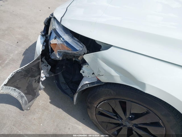 Nissan 2021 2021 1N4BL4DV4MN310972 Image 6