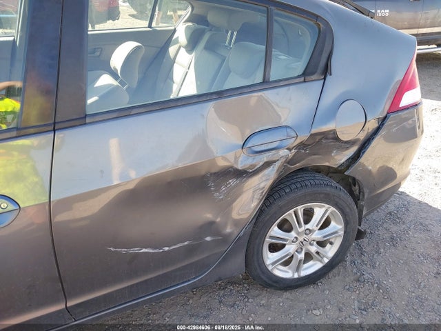 2010 HONDA INSIGHT JHMZE2H78AS003156 Photo 5